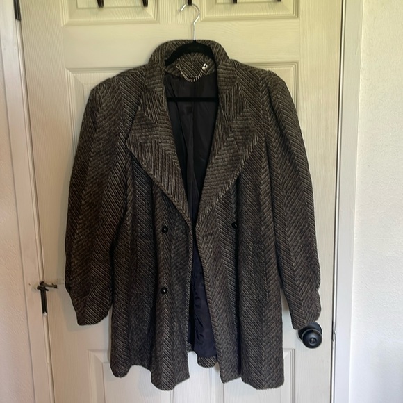 Jackets & Blazers - Thick Coat. Size XL.